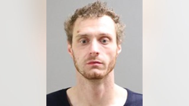 Warren police: Man released without bond for domestic violence, kills woman with hammer