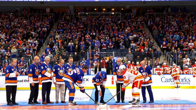 Home at last: Islanders play opener at new UBS Arena