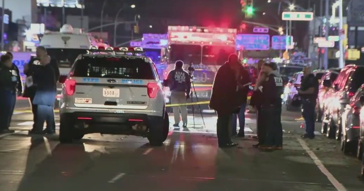 Off-duty NYPD lieutenant shot leaving club in Queens; suspect killed ...