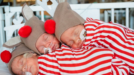 NICU babies dress in Christmas outfits at Colorado hospital