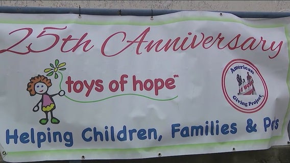 Strangers come together to help Long Island charity spread toys, holiday cheer