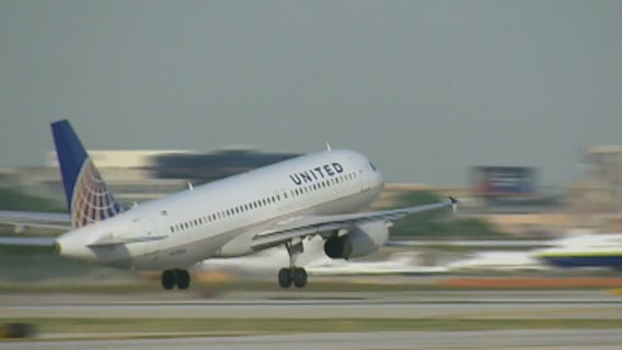 Travel nightmare before Christmas: Flight cancellations strand thousands of holiday travelers