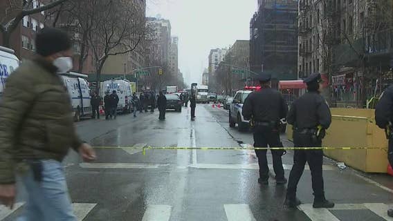 Off-duty cop shoots man at NYC store