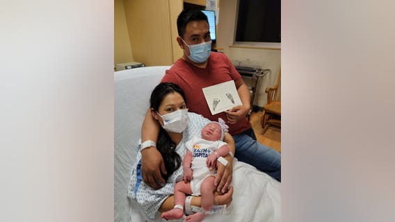 NYC's first baby of 2022 born at stroke of midnight in Brooklyn