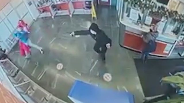 Suspect in NYC hospital shooting had signed in, cops say