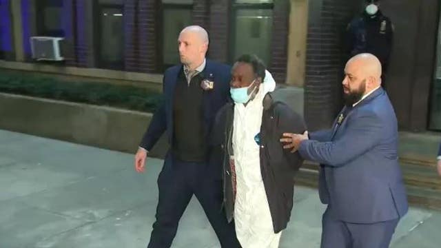 Man charged with shoving Michelle Go in front of subway unfit for trial