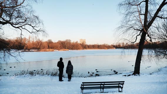 Winter storm: NYC, NJ get snow, falling temperatures
