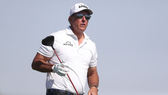 Phil Mickelson apologizes for 'reckless' Saudi-backed golf league comments