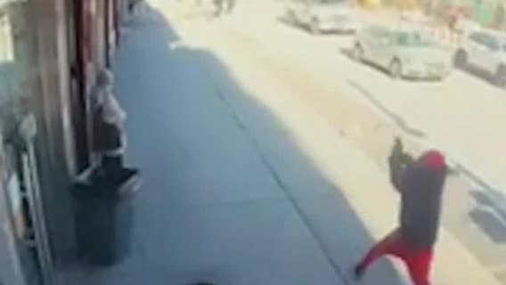 Bullet hits NYC bus in Harlem