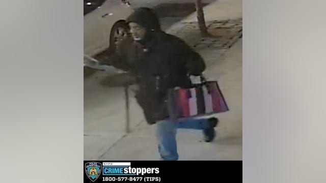 New photo released of suspect in Queens subway hammer attack