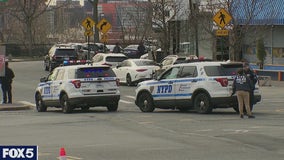 Driver shot at off-duty cop following crash in Manhattan