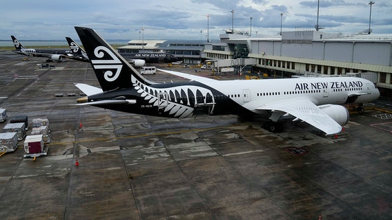 17-hour Air New Zealand  fight from New York to New Zealand