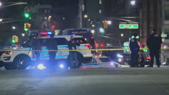 Deadly double shooting near Bronx district attorney's office