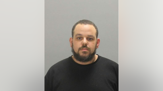 Clayton County man charged with sex trafficking, rape of 13-year-old girl he met on gaming app Roblox