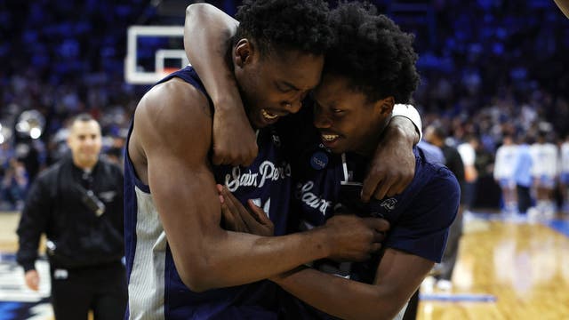 Saint Peter's 1st 15 seed in Elite Eight, tops Purdue 67-64