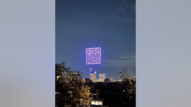 Drones form giant QR code to promote 'Halo 'over Austin for SXSW