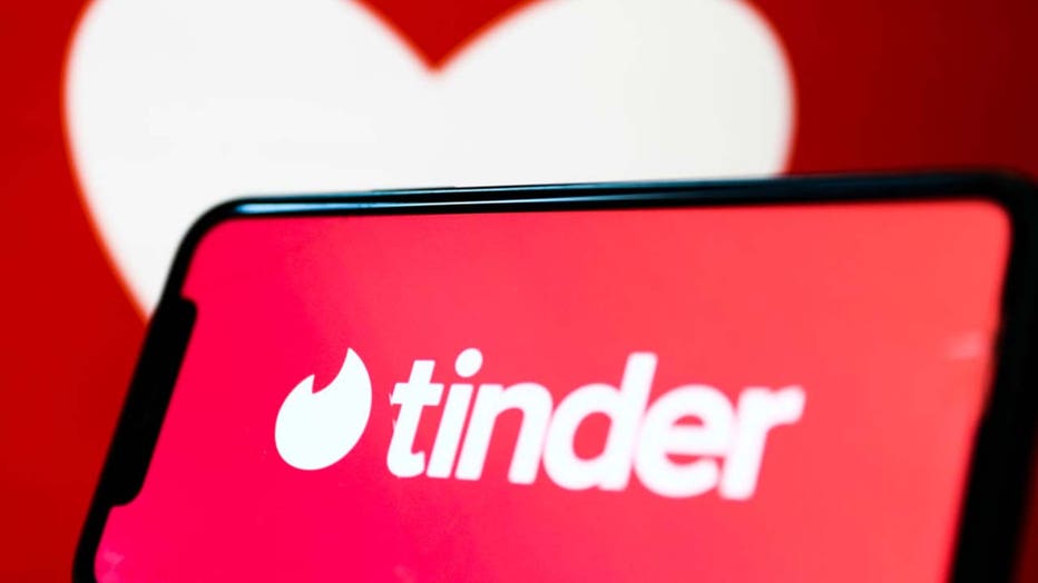 389293da-Tinder logo