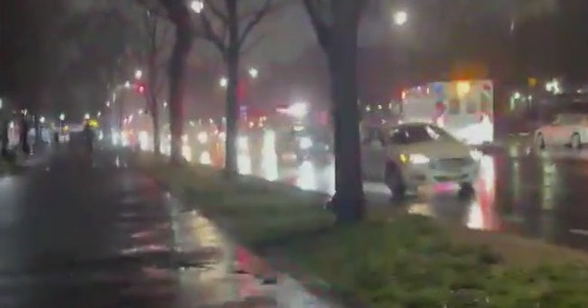 NYPD van kills pedestrian in Brooklyn | FOX 5 New York