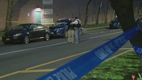 14-year-old girl shot in neck, 2 other teens struck in Queens