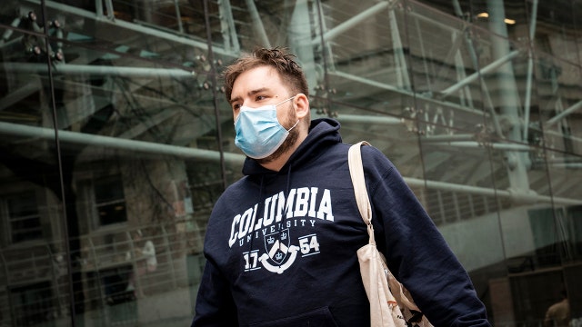 Mask mandates return to U.S. college campuses