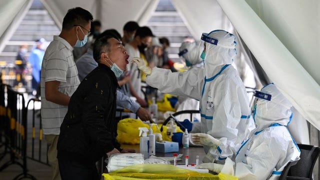 Beijing enforces lockdowns, expands COVID-19 mass testing amid outbreak