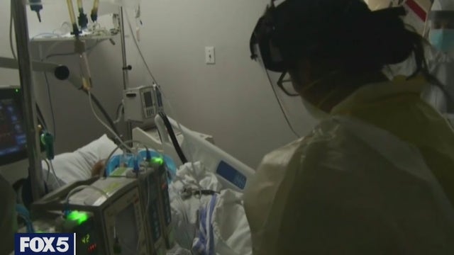 U.S. COVID cases rising; holiday travel, gatherings could make things worse