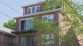 Balcony-climbing burglar stabs man to death in Queens
