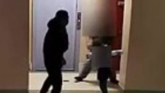 Father and 6-year-old son robbed at gunpoint after Yankee game