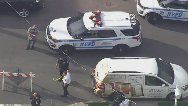 1-year-old girl struck by car and killed, mother injured on Staten Island