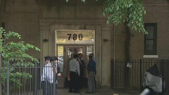 Off-duty NYPD officer stabbed to death inside Bronx apartment