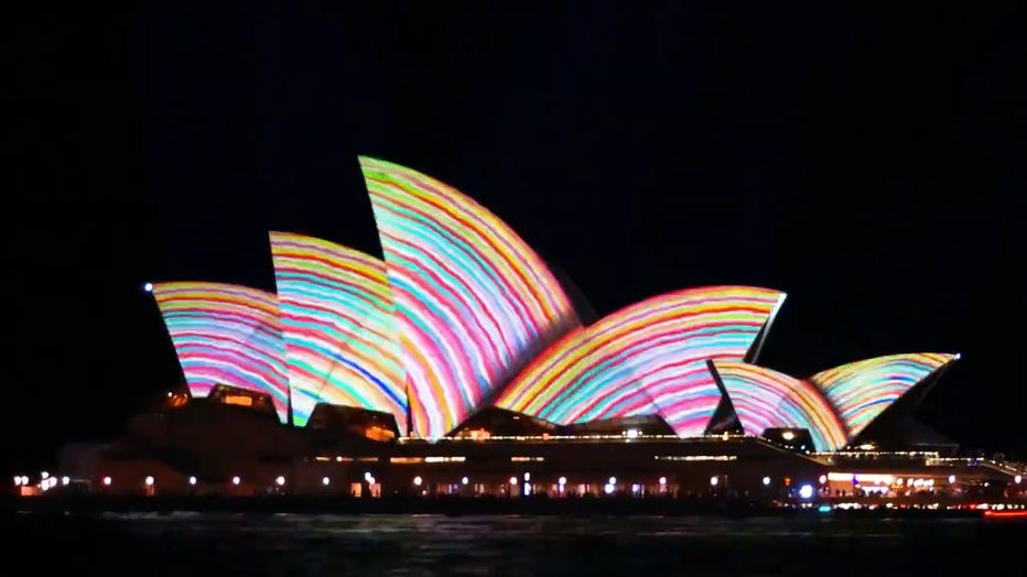 sydney harbor vivid sydney screengrab