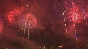 July 4th fireworks light up sky above New York and New Jersey