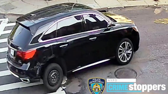 Mother shot twice while walking with 5-year-old, 2-year-old in Queens