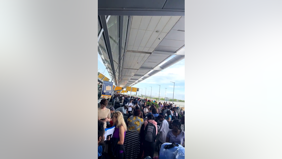 Bomb scare causes evacuation at JFK Airport terminal