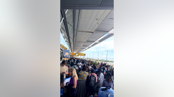 Bomb scare causes evacuation at JFK Airport terminal