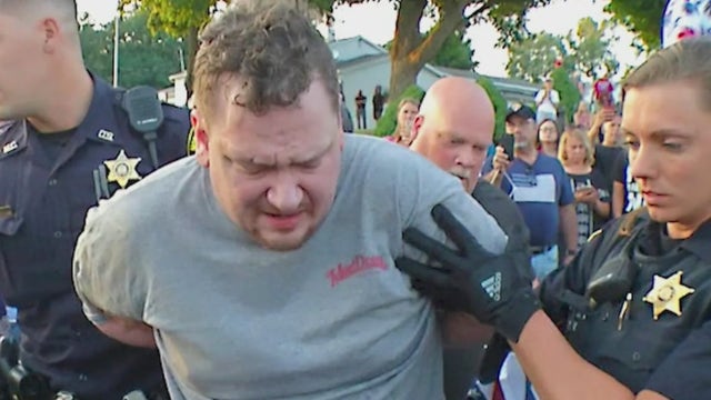 After attack at campaign event, Zeldin defends DA’s response