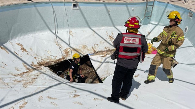 Sinkhole opens beneath pool at party, man dies