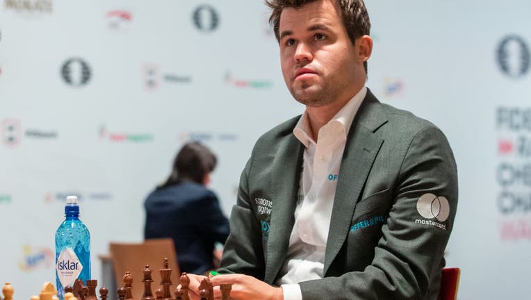 File:World Chess Championship 2021, game 11, Ian Nepomniachtchi