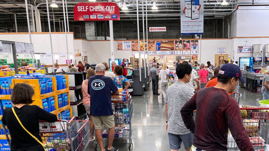 Costco-customers-wait-in-line.jpg