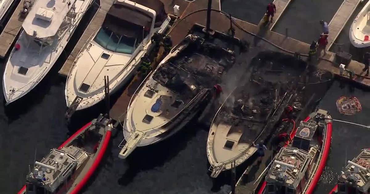 Fire destroys boats in Brooklyn marina | FOX 5 New York