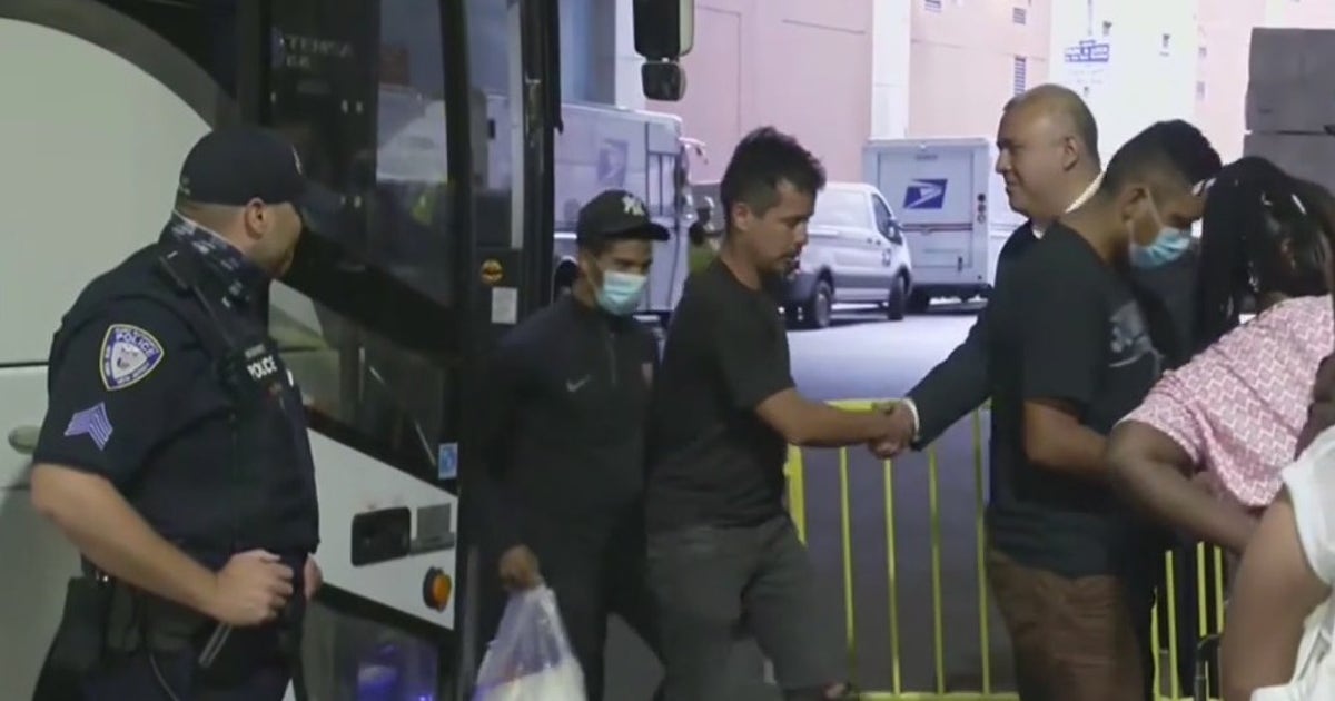 More migrants arrive, straining NYC services | FOX 5 New York