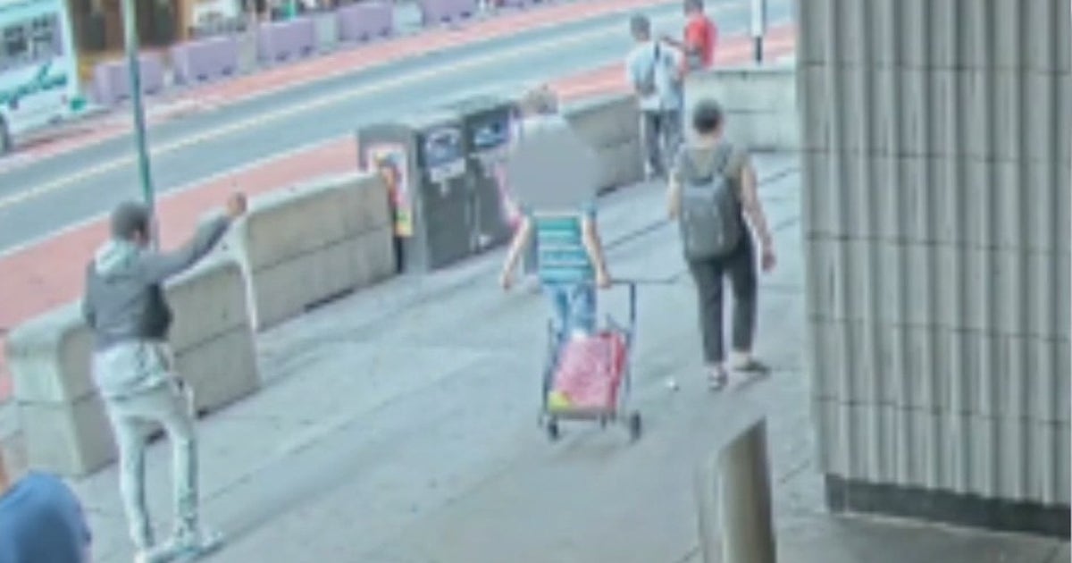 Man slashes woman in Times Square; suspect identified | FOX 5 New York