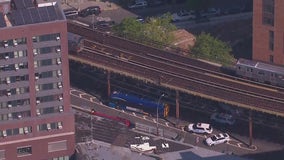 13 hurt in Bronx MTA bus crash
