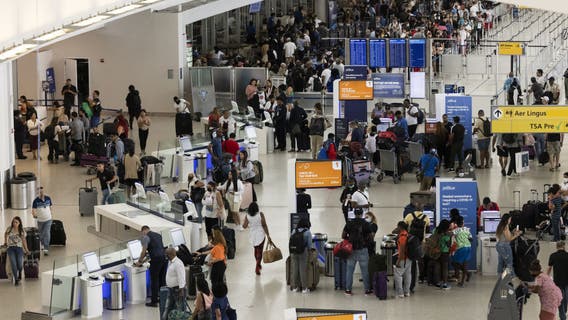 NYC airports may see 2-hour delays due to staffing issues