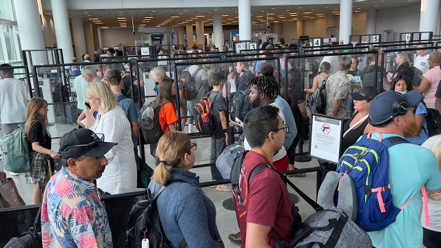 Transportation Dept. proposes new airline refund rules