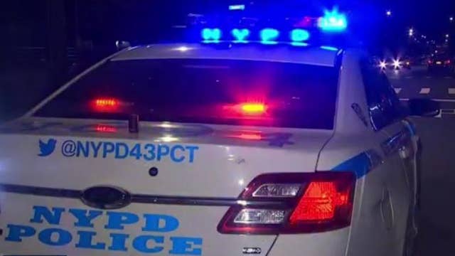 Off-duty NYPD cop in critical condition after Bronx attack