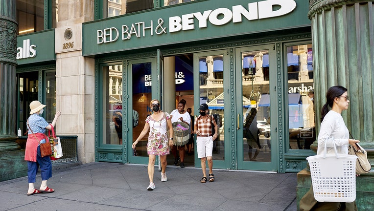 Bed Bath Beyond To Close 150 Stores As It Struggles With Sales   Bed Bath And Beyond 