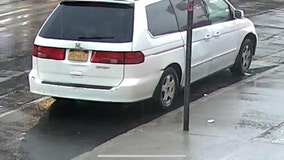 FBI releases photo of van connected to $100K Bronx post office robbery