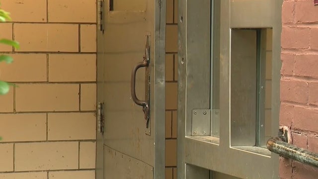 Many NYCHA buildings have broken locks, audit says