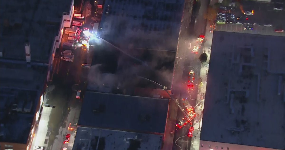 Massive fire inside Queens factory | FOX 5 New York